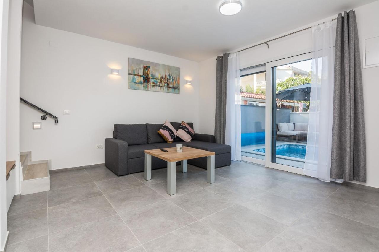 Apartment Spanic 1 Vir Bagian luar foto