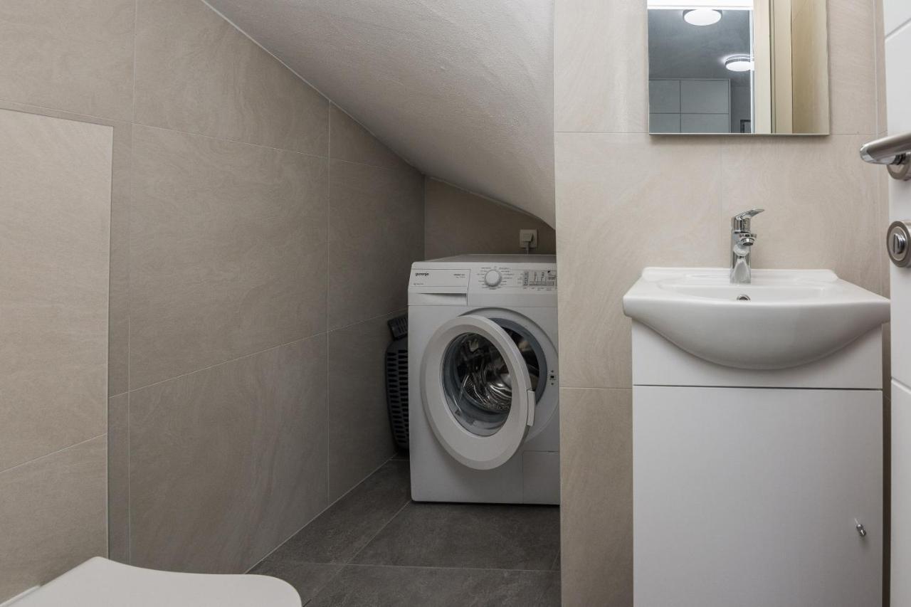 Apartment Spanic 1 Vir Bagian luar foto