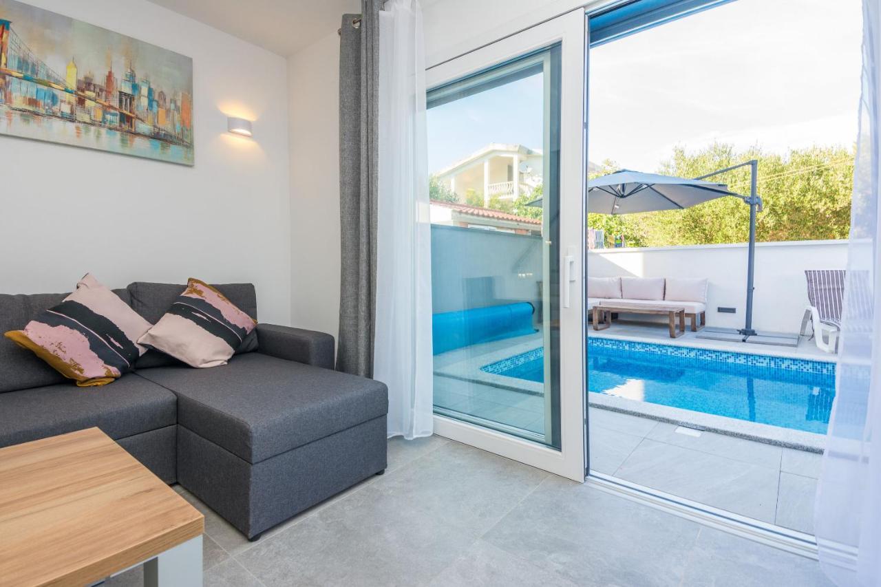 Apartment Spanic 1 Vir Bagian luar foto